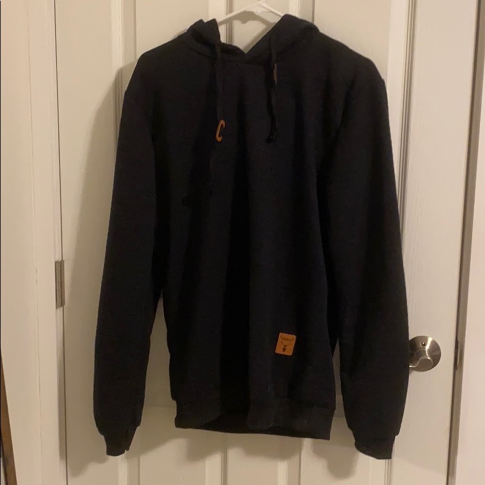 Men’s pullover size M